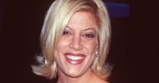 Tori Spelling: co zostało z brzydkiej dziewczyny z czasów "Beverly Hills, 90210"?