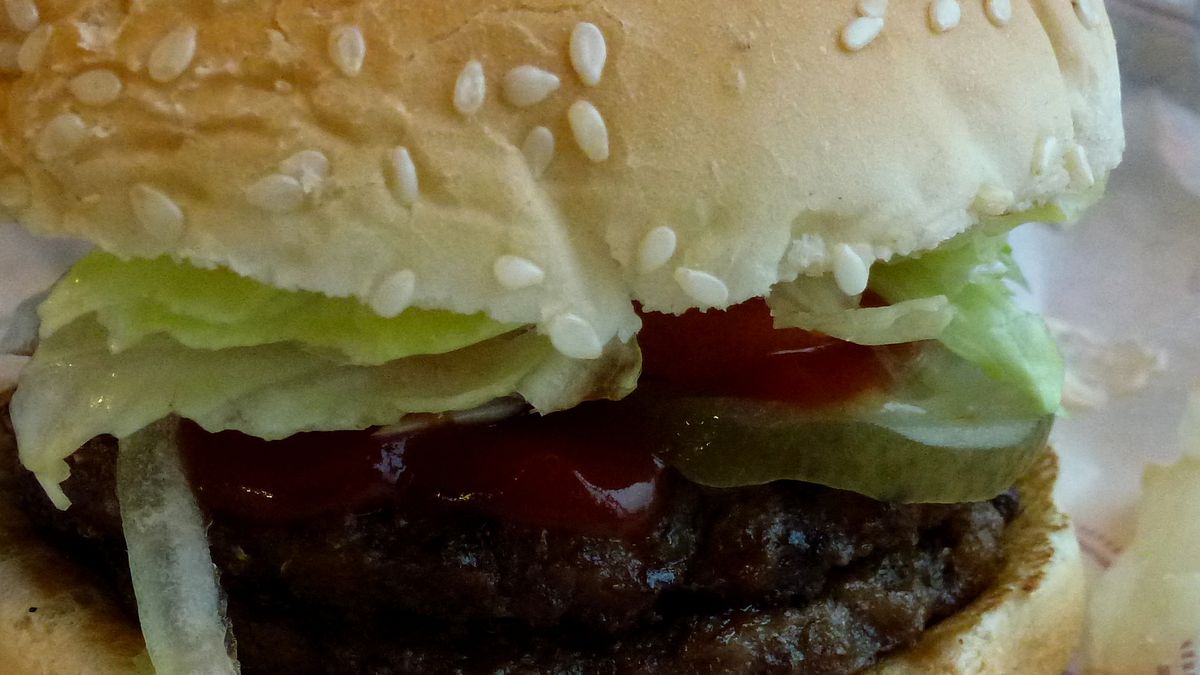 Podwójny hamburger z przyprawami