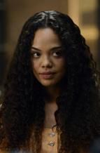 Tessa Thompson z Rockym