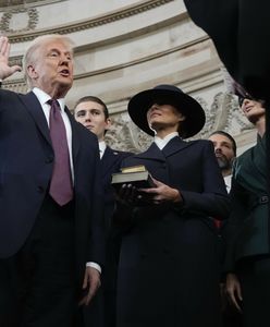 Kamery to wyłapały. Trump nie przysięgał na Biblię?