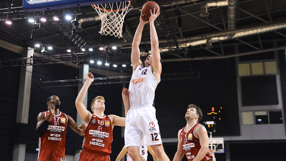 Materiały prasowe / Materiały prasowe / Łukasz Sobala / Na zdjęciu: Szymon Kiwilsza