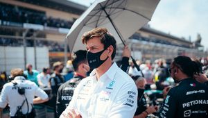 Kogo najbardziej zabolała porażka w F1? Wolff cierpi mocniej niż Hamilton