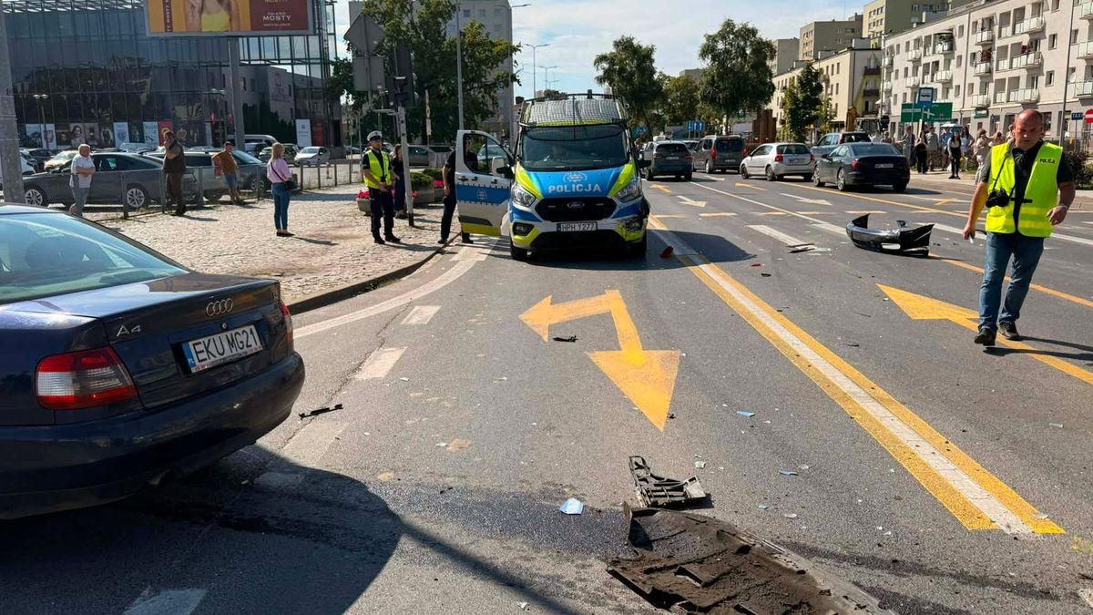 Zderzenie czterech pojazdów w Płocku 