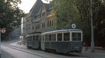 Była wyjątkowo popularna, więc... zniknęła na kilka lat. Nietypowa historia linii numer 4