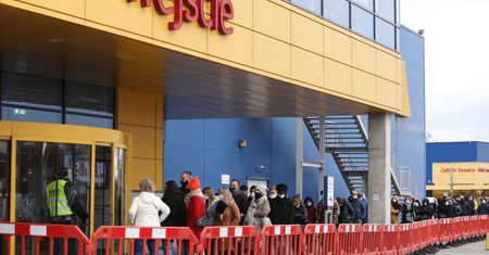 Są dane z kart płatniczych Polaków! Rekordowa sobota w galeriach handlowych