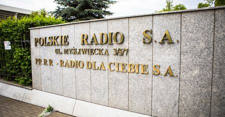 Radia apelują do KRRiT. Zaległości wynoszą ponad 66 mln zł