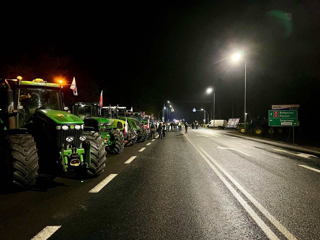 Rolnicy znów protestują. Są utrudnienia na drogach