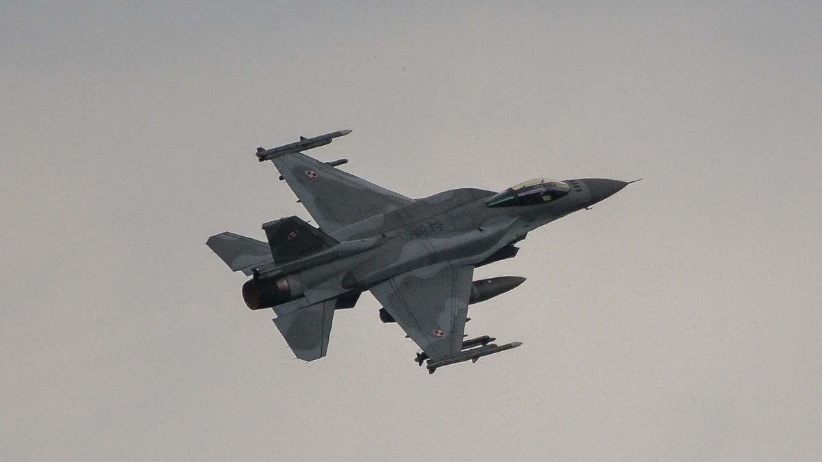 Reporter archiwum 2024 04
13.05.2023 Ustka. Centralny Poligon Sil Powietrznych. Realizacja zadan ognia polaczonego w ramach cwiczenia Anakonda -23 N/z Samolot wielozadaniowy F-16. Fot. Gerard/REPORTER
Gerard/Reporter