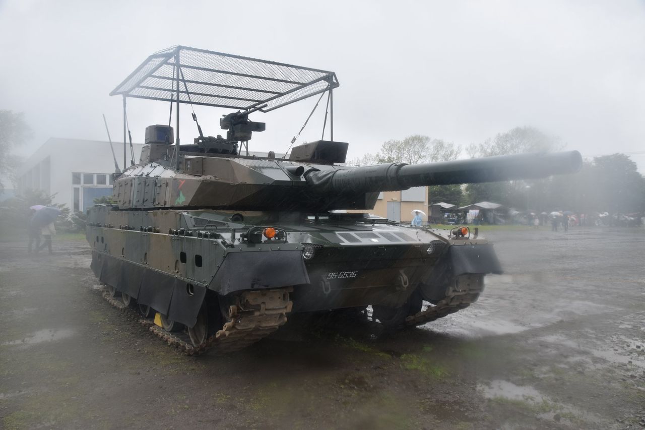 Japan's tanks get cage makeovers in fight against drones