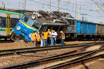 Wielka kumulacja problemów na kolei. "Takiego dnia, jak dzisiaj na torach, nie pamiętamy"