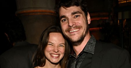 RJ Mitte rok temu oświadczył się ukochanej. Kim jest narzeczona aktora, z którą był związany przez pięć lat?