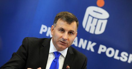 Akcje PKO BP. Sprawdź, ile możesz zarobić na tym banku