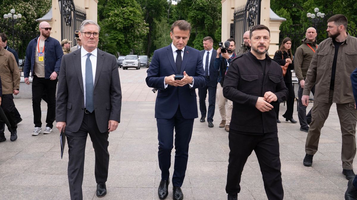 Keir Starmer, Emmanuel Macron i Wołodymyr Zełenski