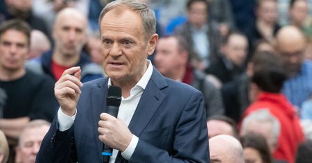 "Mam jedno pytanie". Zwróciła się do Tuska, poruszenie w tłumie