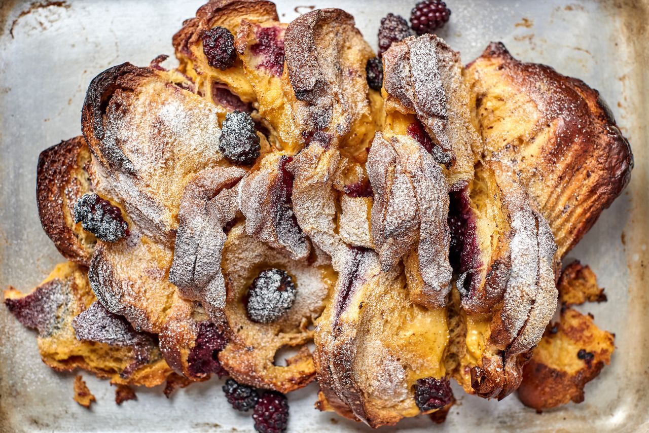 Nie zmarnujesz nawet kromeczki. Śniadanie jak z restauracji wyczarujesz z czerstwego chleba