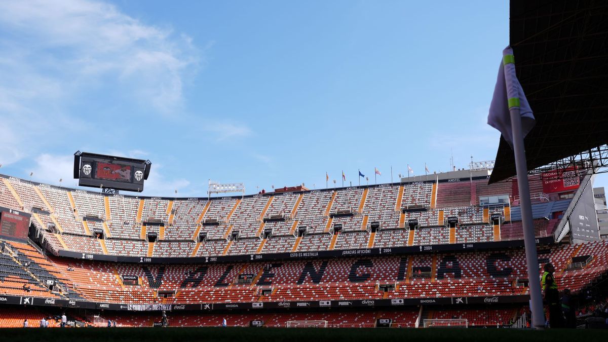 Getty Images / Alex Caparros / Estadio Mestalla w Walencji