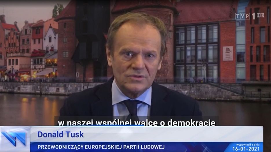 W "Wiadomościach" TVP bez zmian. Tusk gada po niemiecku 