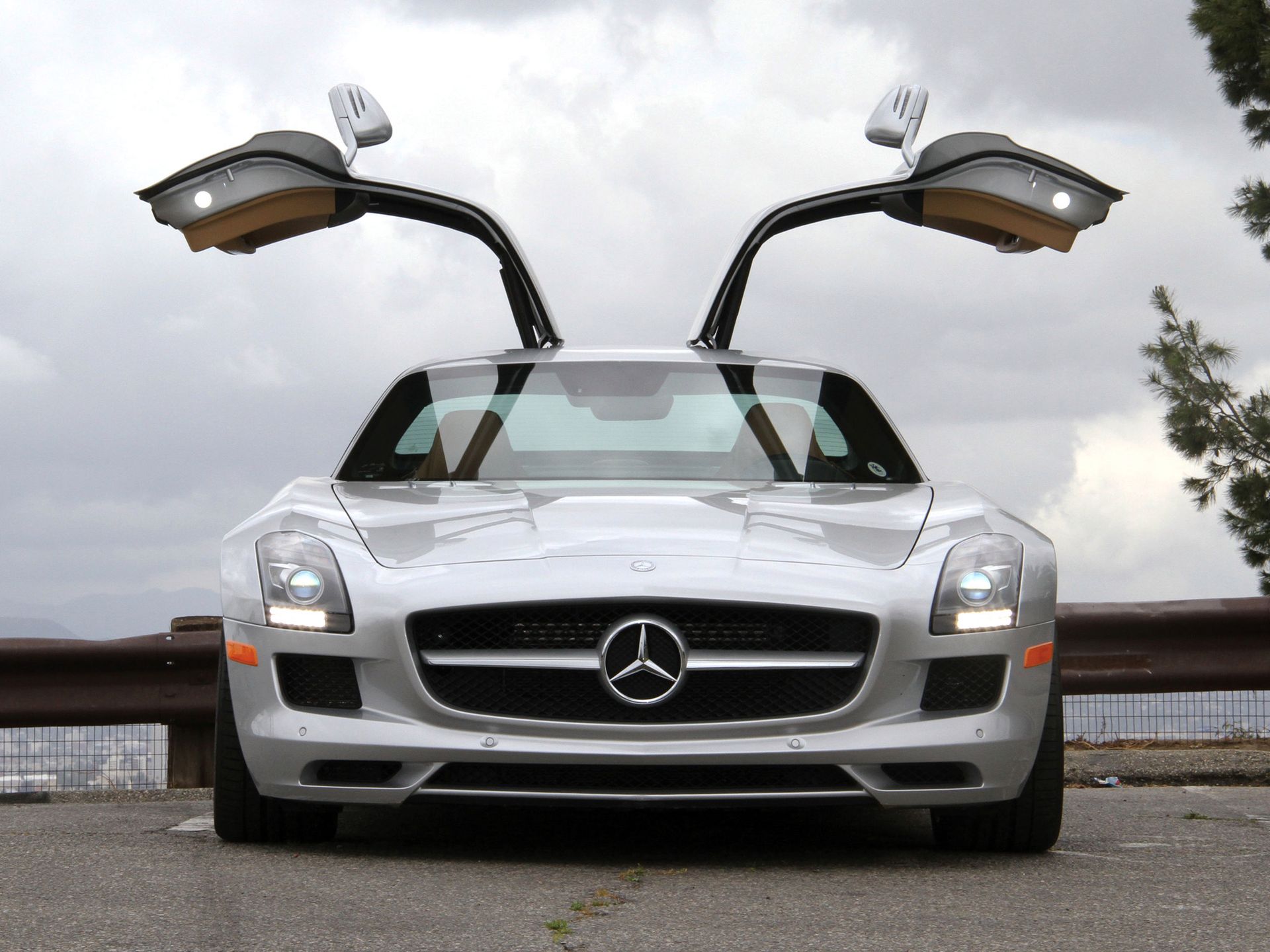 Żegnamy króla: odchodzi Mercedes-Benz SLS AMG 138