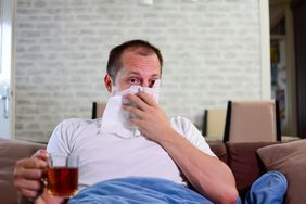Poznaj sprawdzone sposoby na zapobieganie przeziębieniu