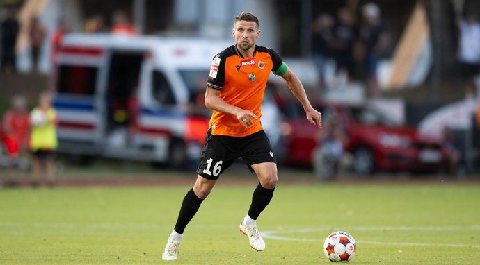 Piłka nożna: Betclic 1. Liga - półfinałowy mecz barażowy: Wieczysta Kraków - Polonia Warszawa