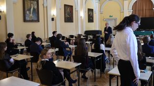 Matura CHEMIA rozszerzona. Odpowiedzi, rozwiązania zadań, arkusz CKE. Co było na egzaminie 16 maja. Uczniowie: "czasu było za mało"