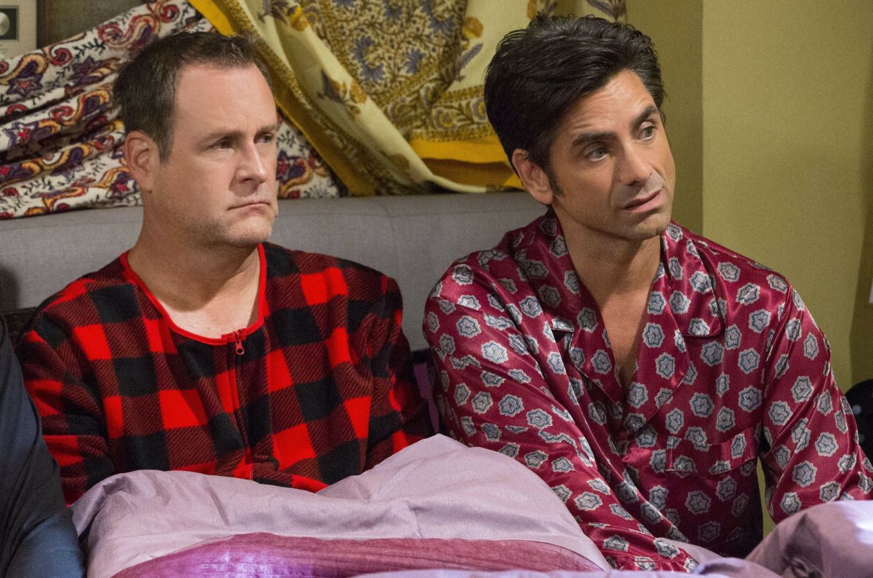 Wspiera przyjaciela w walce z ciężką chorobą. John Stamos i Dave Coulier pokazali się z łysymi głowami