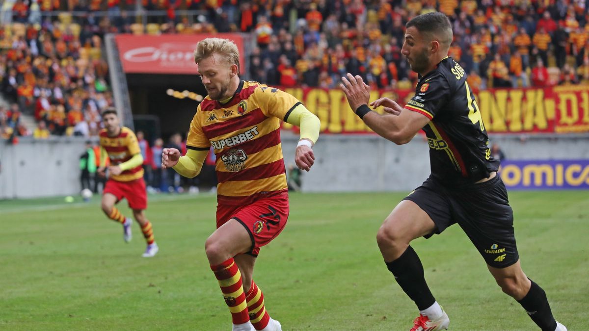 PAP / Artur Reszko / Na zdjęciu: Kamil Jóźwiak