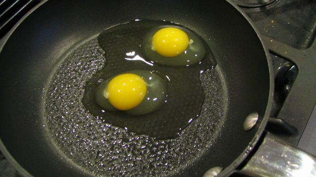 Smażone żółtko z dodatkiem cukru, pasteryzowane