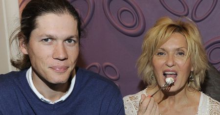 Ewa Kasprzyk uwielbia młodszych. On miał 26 lat mniej, a ona miała męża. To był czysty skandal