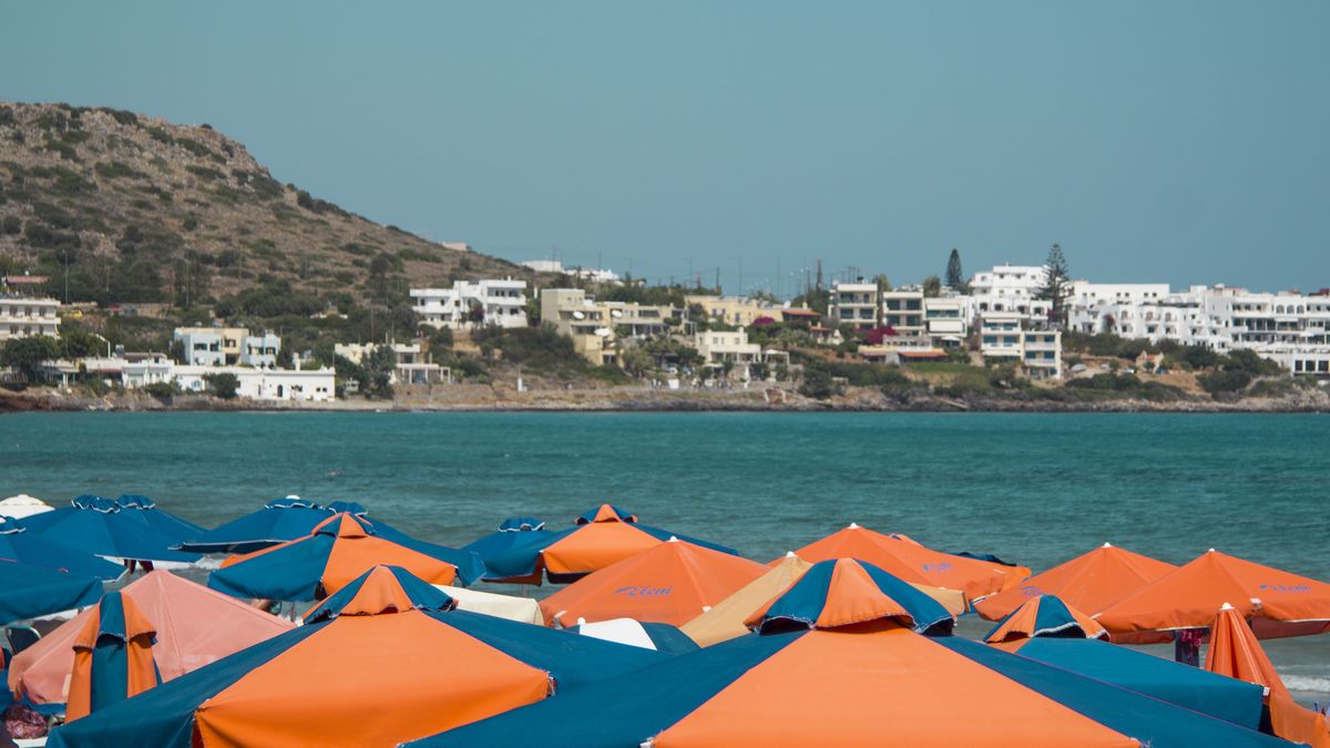 Młodzi Grecy dostaną za zaszczepienie 150 euro 