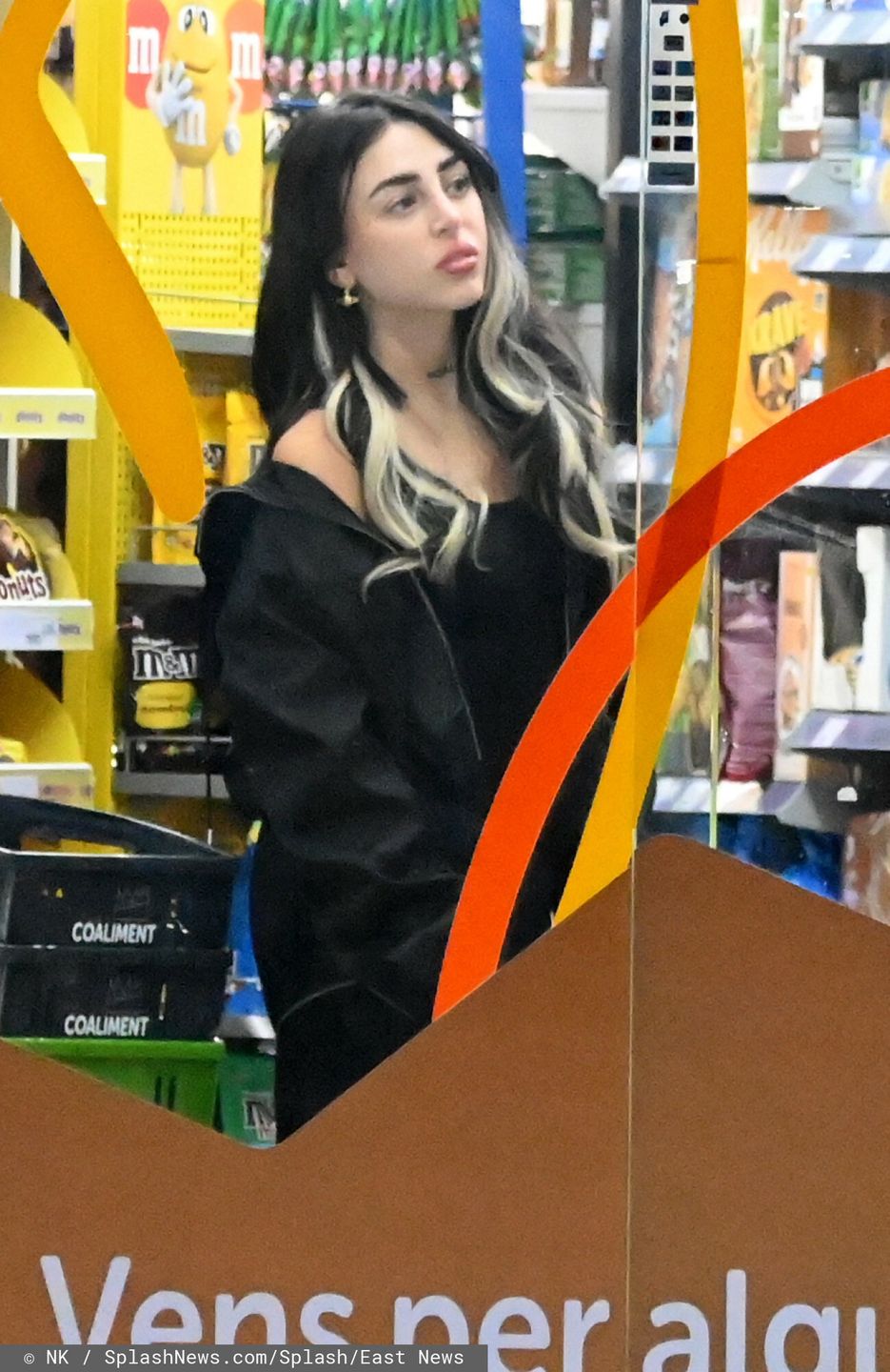 Nicki Nicole na zakupach
