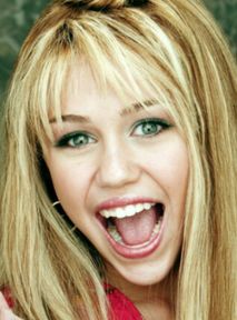 Miley Cyrus rozróżnia dwa typy gejów. Team Nickelodeon czy team Disney?