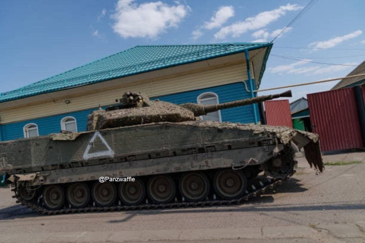 A Swedish Strf 9040C / CV90 donated to Ukraine near Kursk.