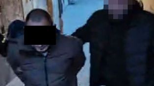 Lublin: Policyjni "łowcy głów" zatrzymali dwóch poszukiwanych w jednym mieszkaniu