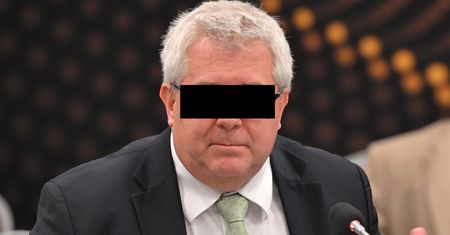 Znany polityk PiS z zarzutami. Byłemu europosłowi grozi nawet 15 lat więzienia