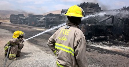 Afganistan: Talibska bomba zniszczyła 22 NATO-wskie ciężarówki