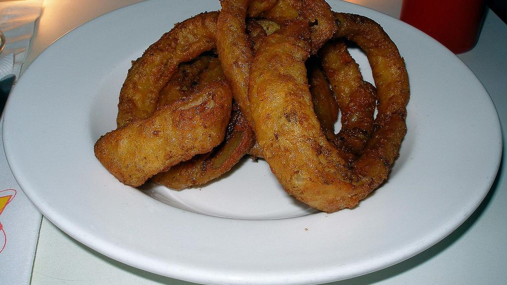 Smażone krążki cebulowe w panierce