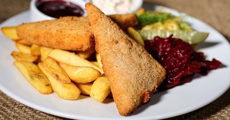 Kotlet rzymski jest idealny na piątek. Dzieci i mąż byli zachwyceni, gdy go przekroili