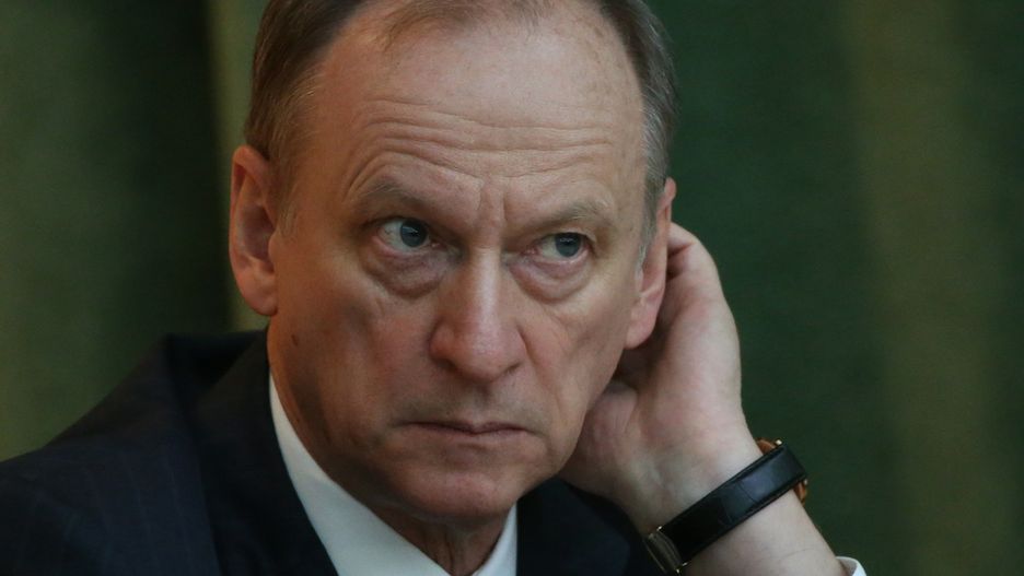 Były towarzysz KGB Władimira Putina może być następny w kolejce do objęcia władzy przez rosyjskiego prezydenta - przewiduje były szef brytyjskiego wywiadu.