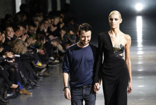 Anthony Vaccarello i Anja Rubik - projektant i muza