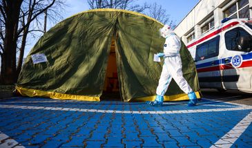 Koronawirus w Polsce. Nowe rozporządzenie rządu ws. obostrzeń