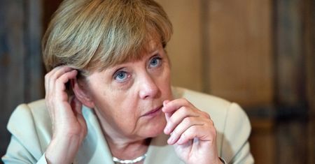 Merkel i Hollande zaniepokojeni sytuacją na Ukrainie