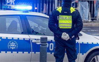 Tragedia we Wrocławiu. Zwłoki 36-latki w bloku. Zatrzymano mężczyznę