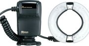 Pierścieniowa lampa błyskowa Nissin MF18 na Photokina 2010