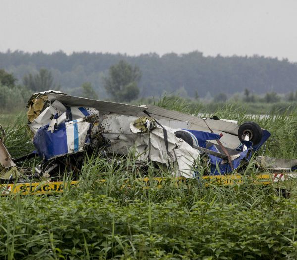 Wstępny raport ws. zderzenia dwóch samolotów koło Radomia