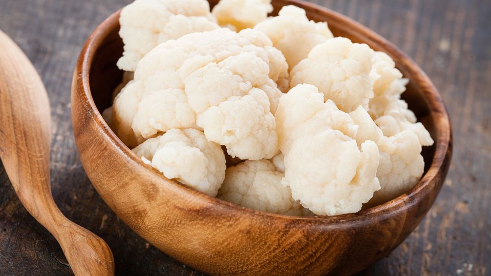 Gotowany kalafior bez dodatku soli, odsączony