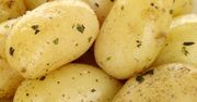 Ziemniaki w mundurkach przygotowane w mikrofalówce bez dodatku soli