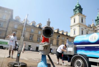 Miasta się gotują, kanalizacja nie nadąża. Unijne miliardy mają nas chronić