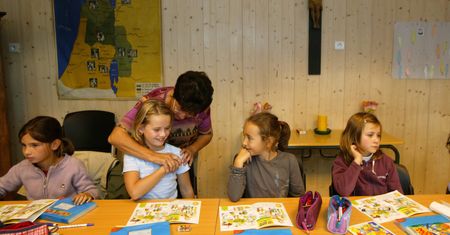 Uczniowie masowo rezygnują z lekcji religii. Bolesna klęska kościoła