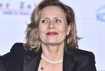 W takim stroju zjawiła się na premierze. Zrezygnowała z klasyki